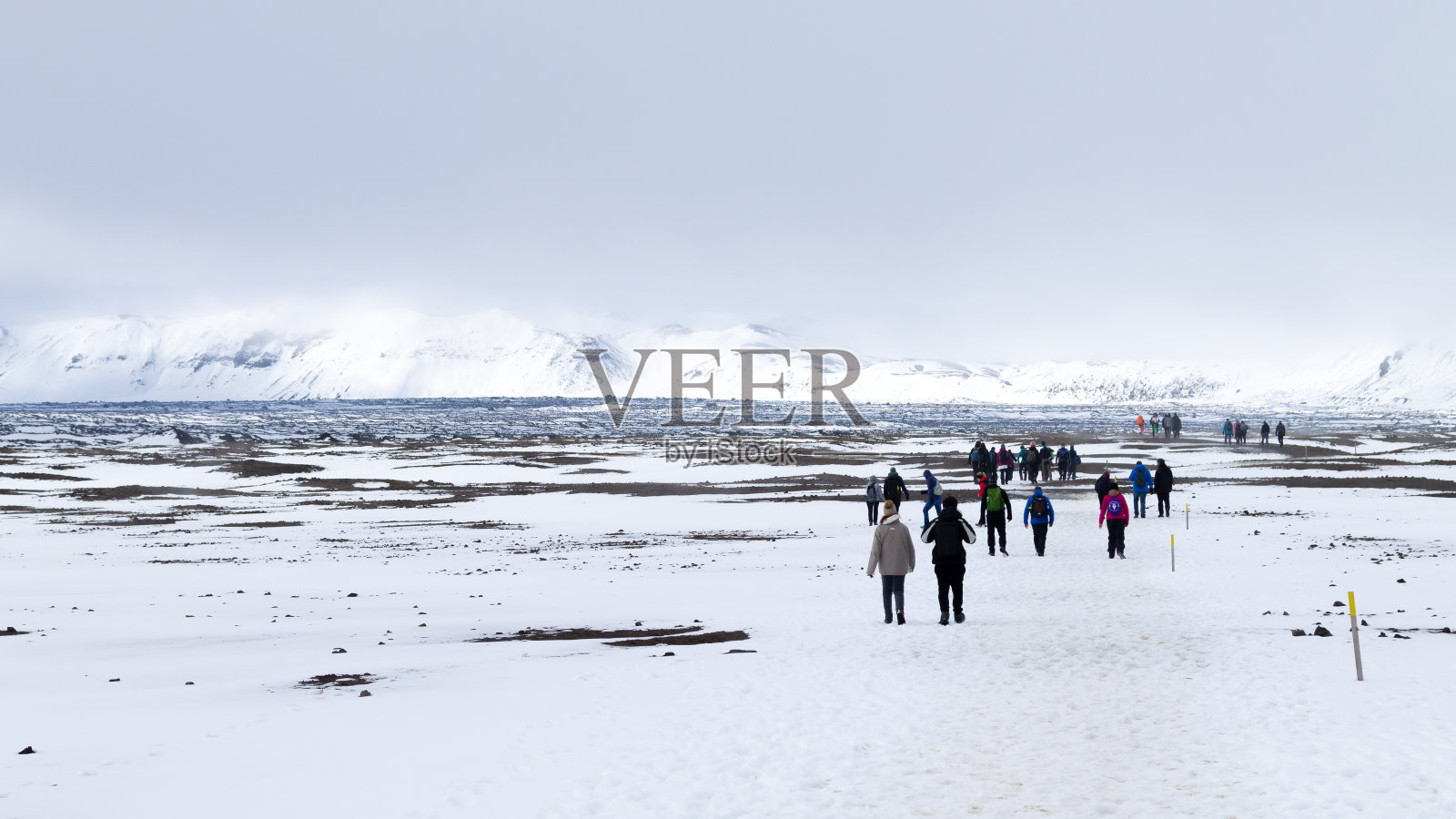 冰岛Askja火山口地区，有雪的景观照片摄影图片