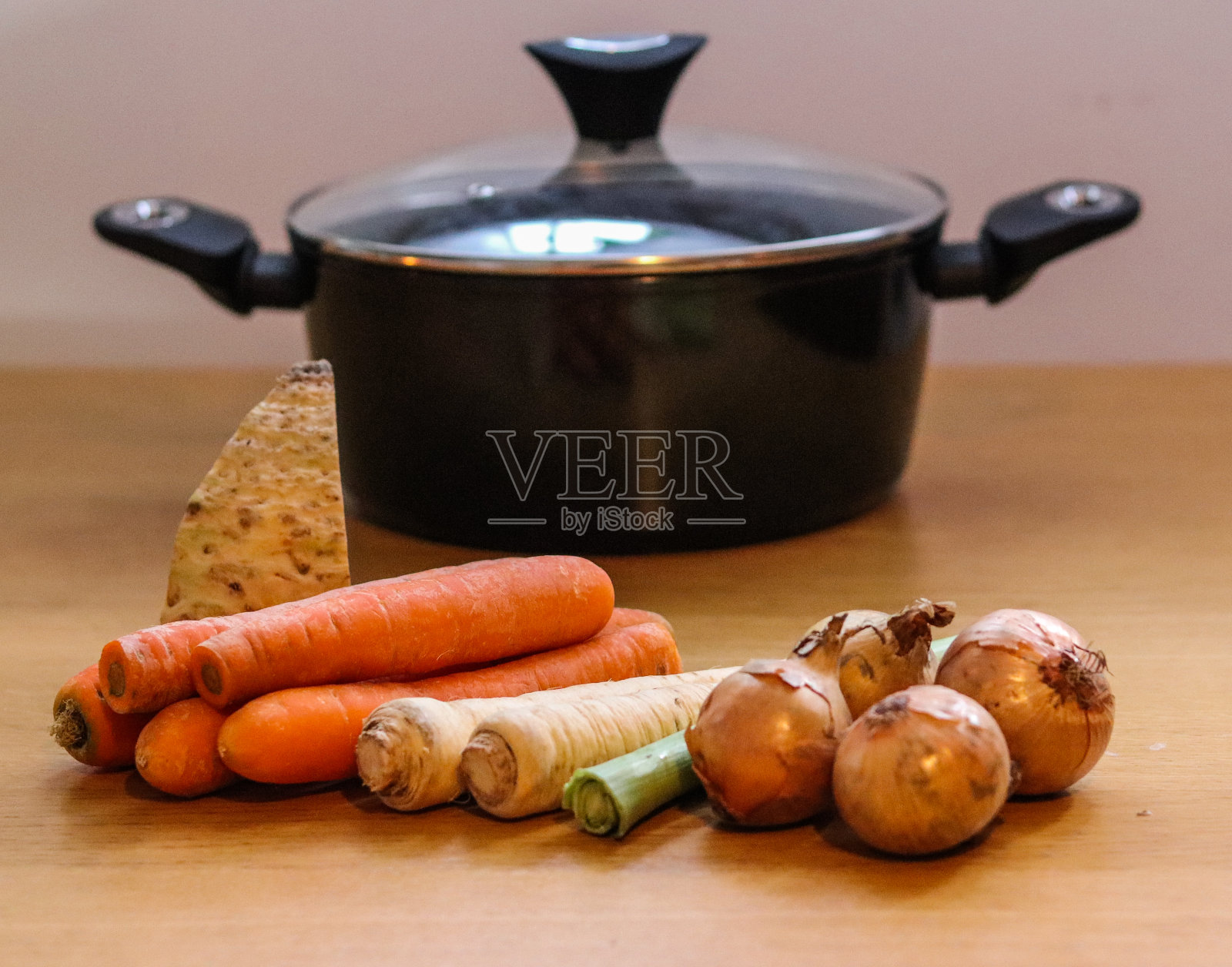 蔬菜汤在锅的背景照片摄影图片