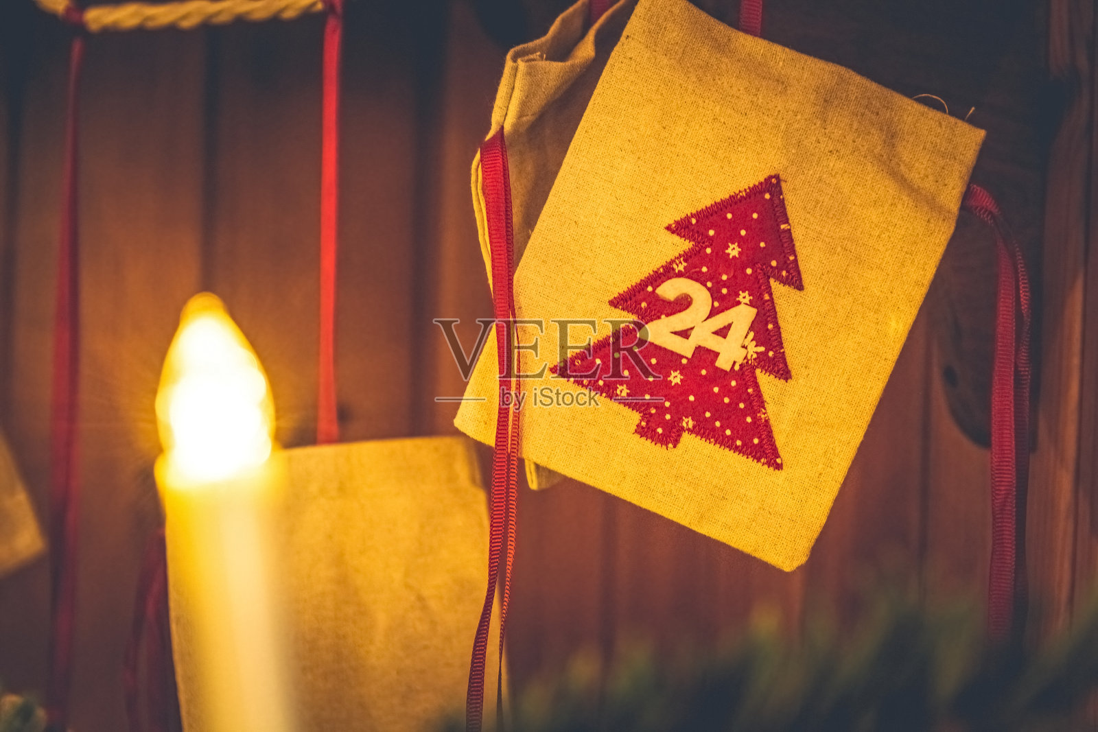 降临历有24年照片摄影图片