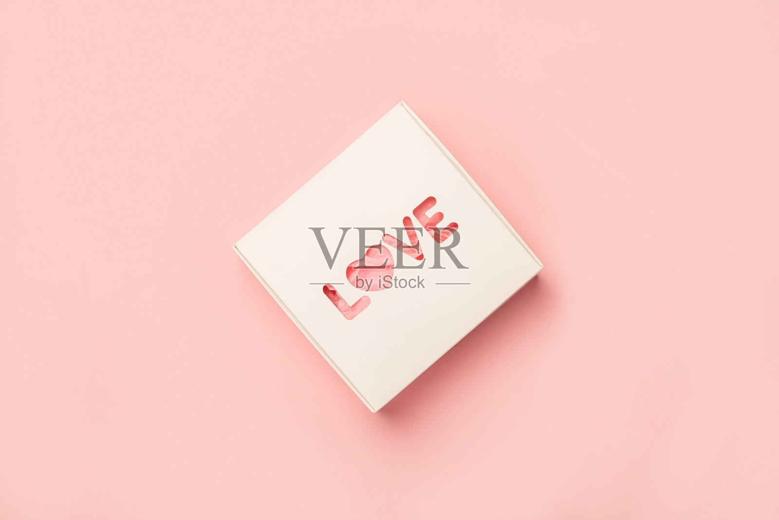 粉彩背景的礼盒。情人节组成。平躺，俯视图。横幅照片摄影图片