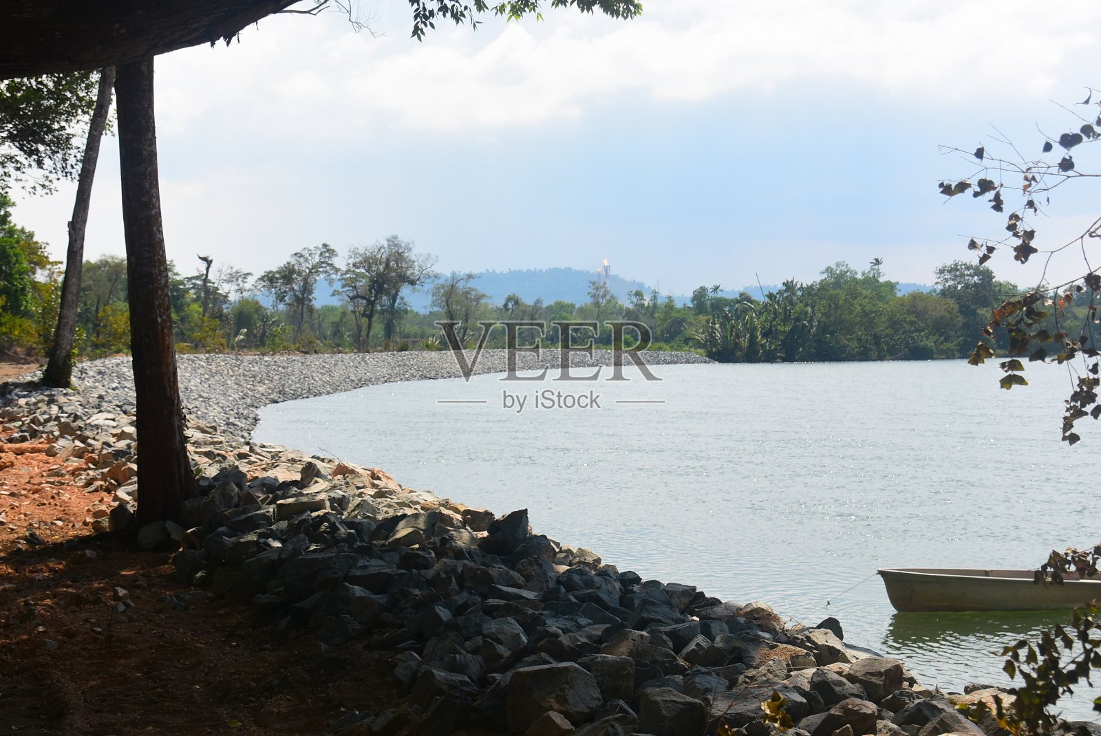 柏加河畔照片摄影图片