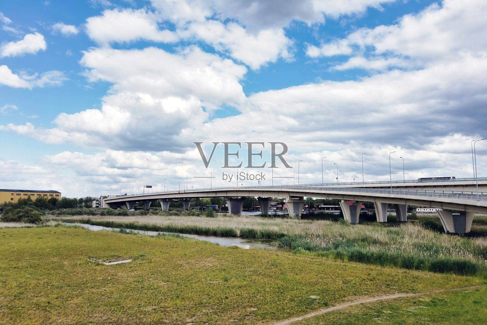 城市景观有高速公路立交桥照片摄影图片