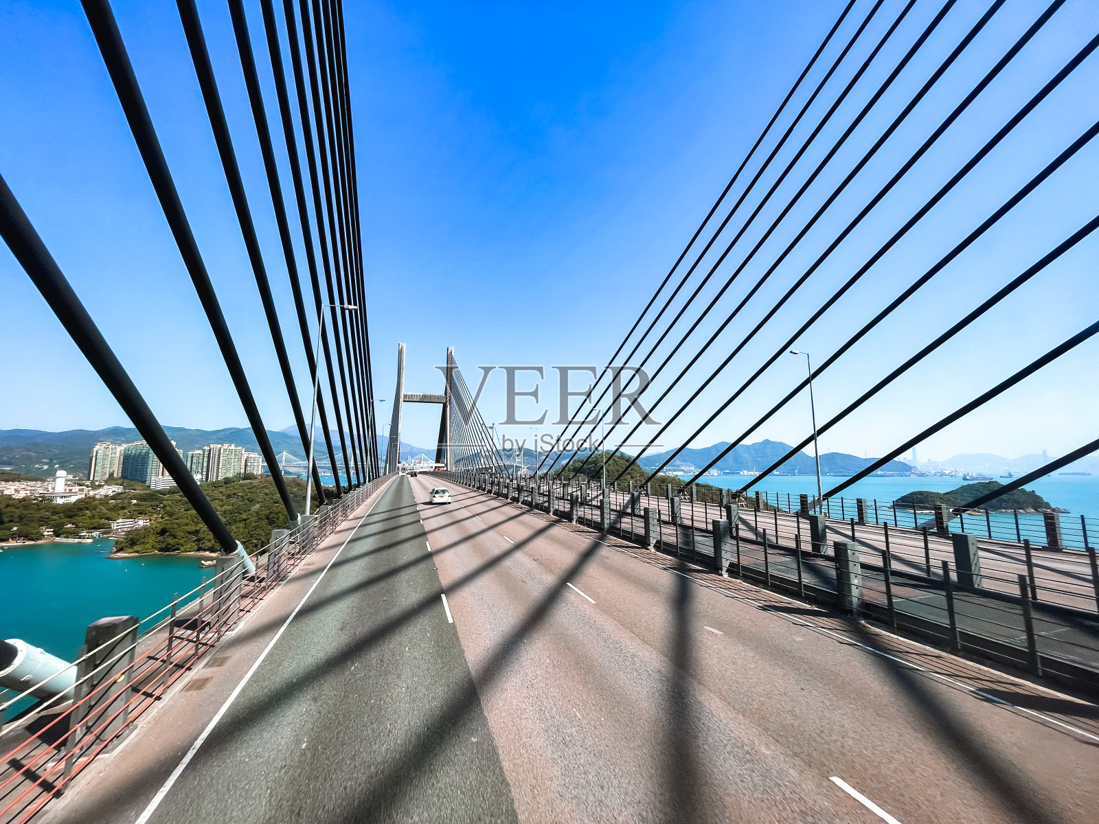 香港青马大桥前往机场途中的动静照片摄影图片