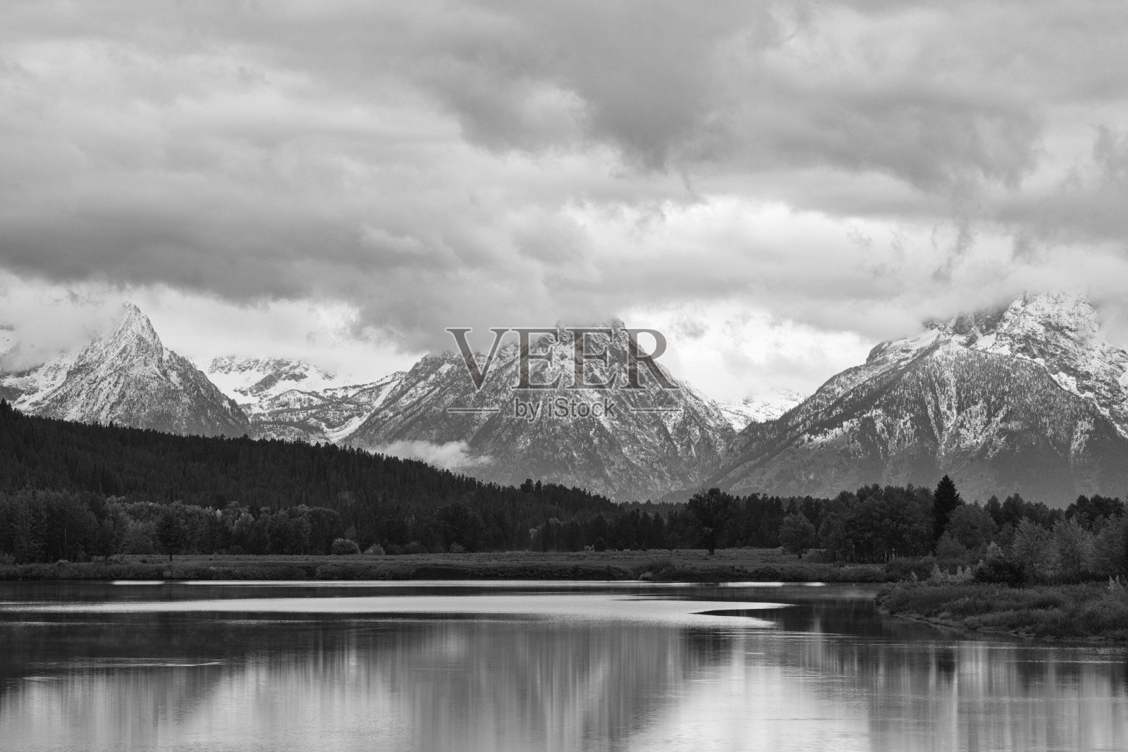 秋天的牛弯照片摄影图片
