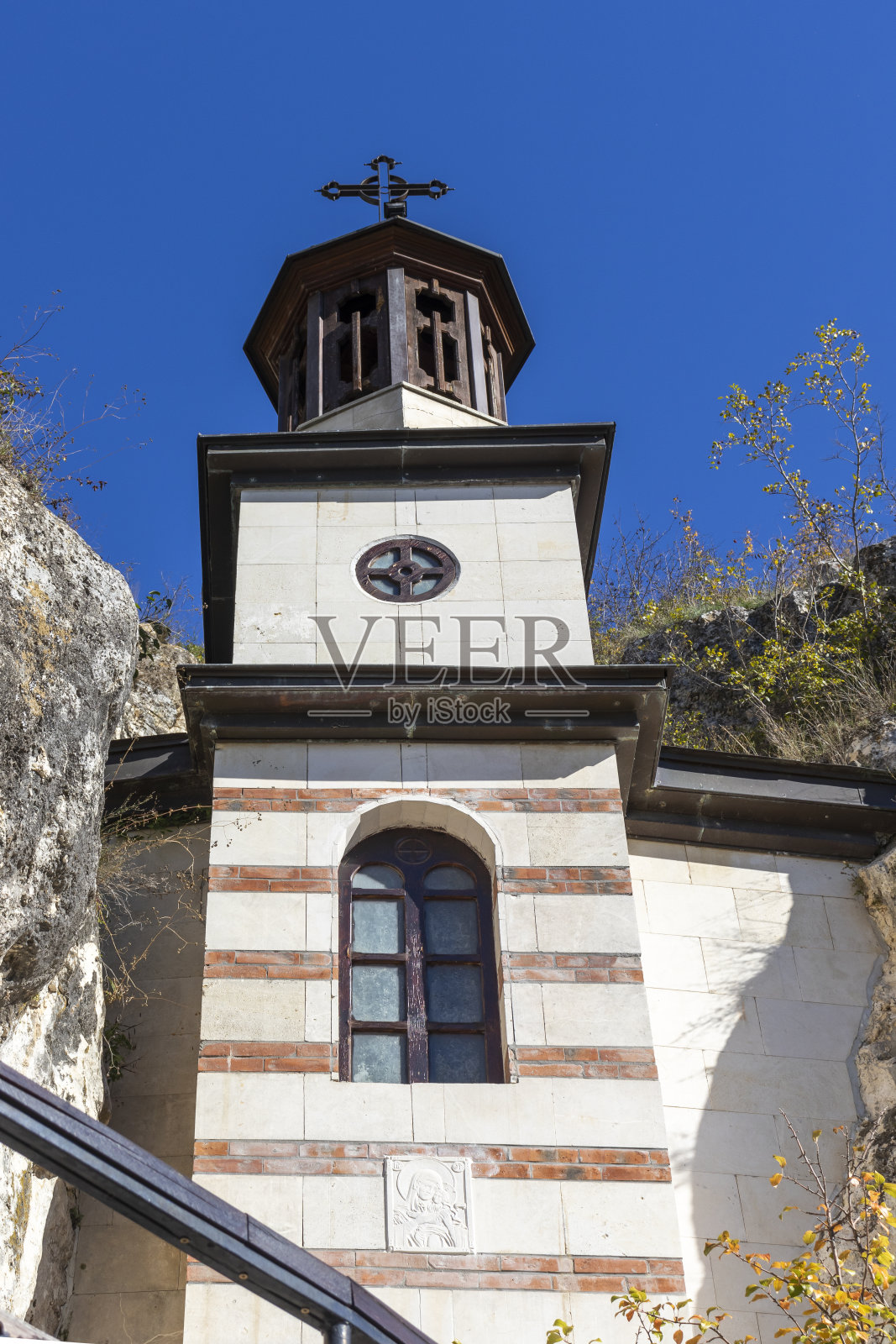 保加利亚，中世纪的Basarbovo岩修道院地区照片摄影图片