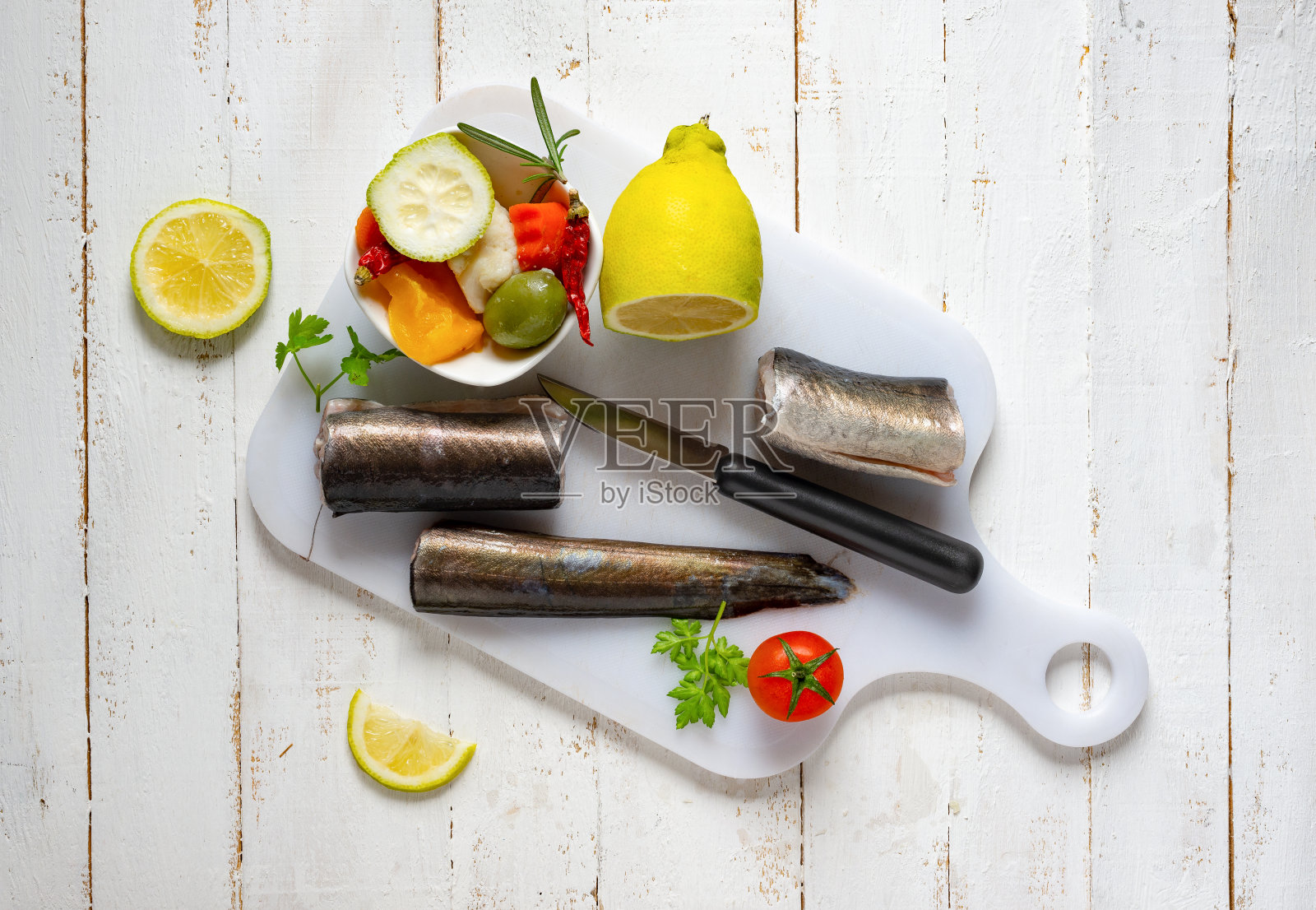 圣诞期间典型的那不勒斯生鱼片。Capitone照片摄影图片