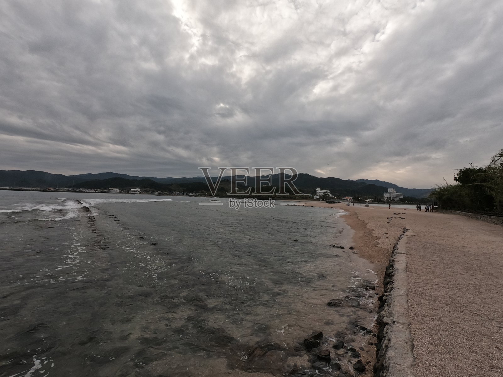 青岛岛的海岸景色照片摄影图片