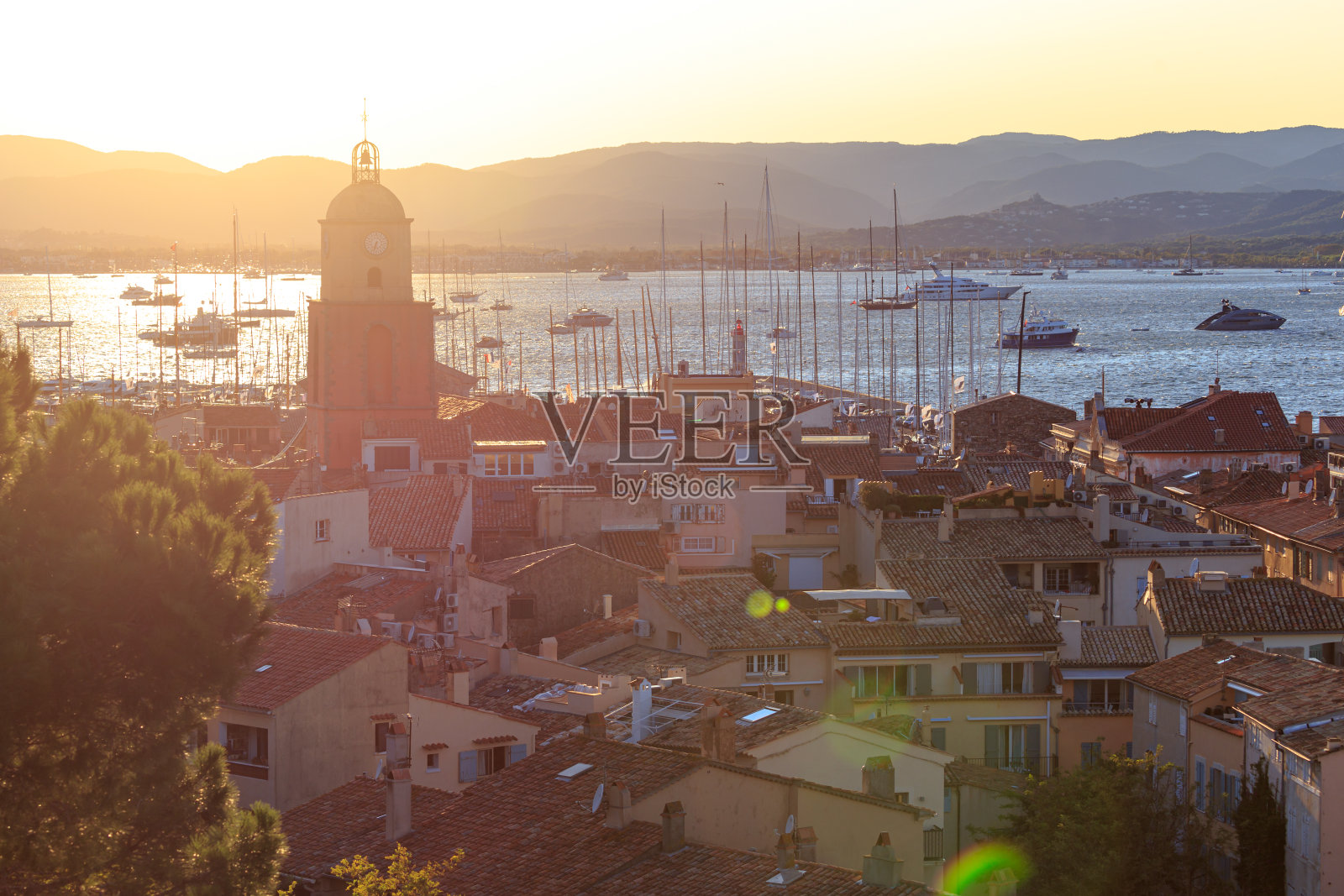 在圣特罗佩日落照片摄影图片