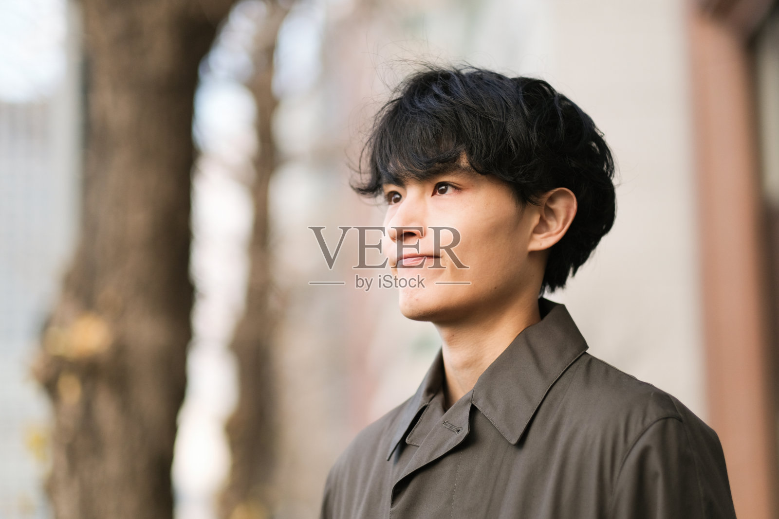 街头年轻商人的特写镜头照片摄影图片