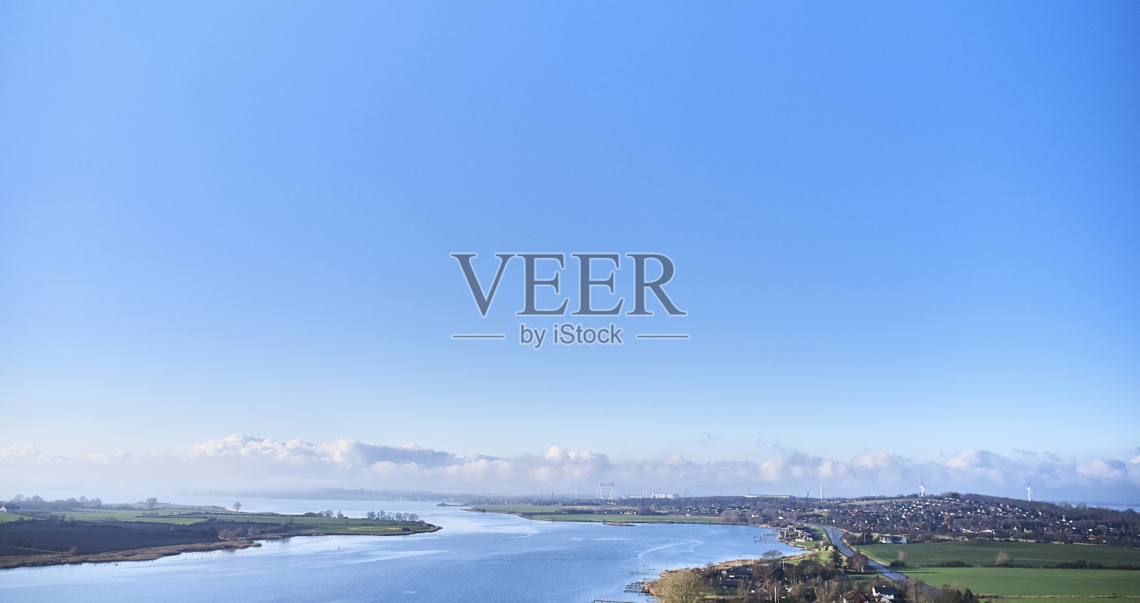 通过景观道路照片摄影图片