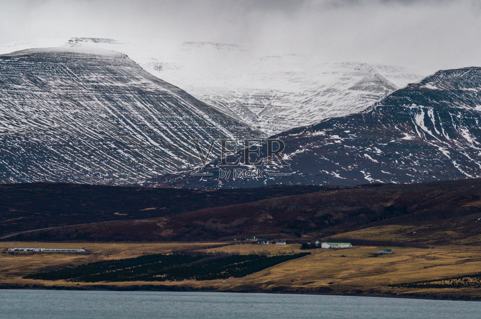 一座山照片摄影图片
