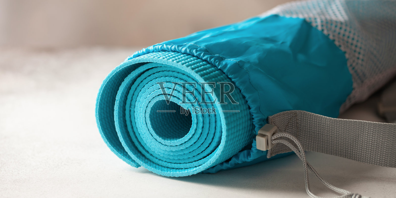 健身背景。健身器材和家用器材。前视图。平躺照片摄影图片