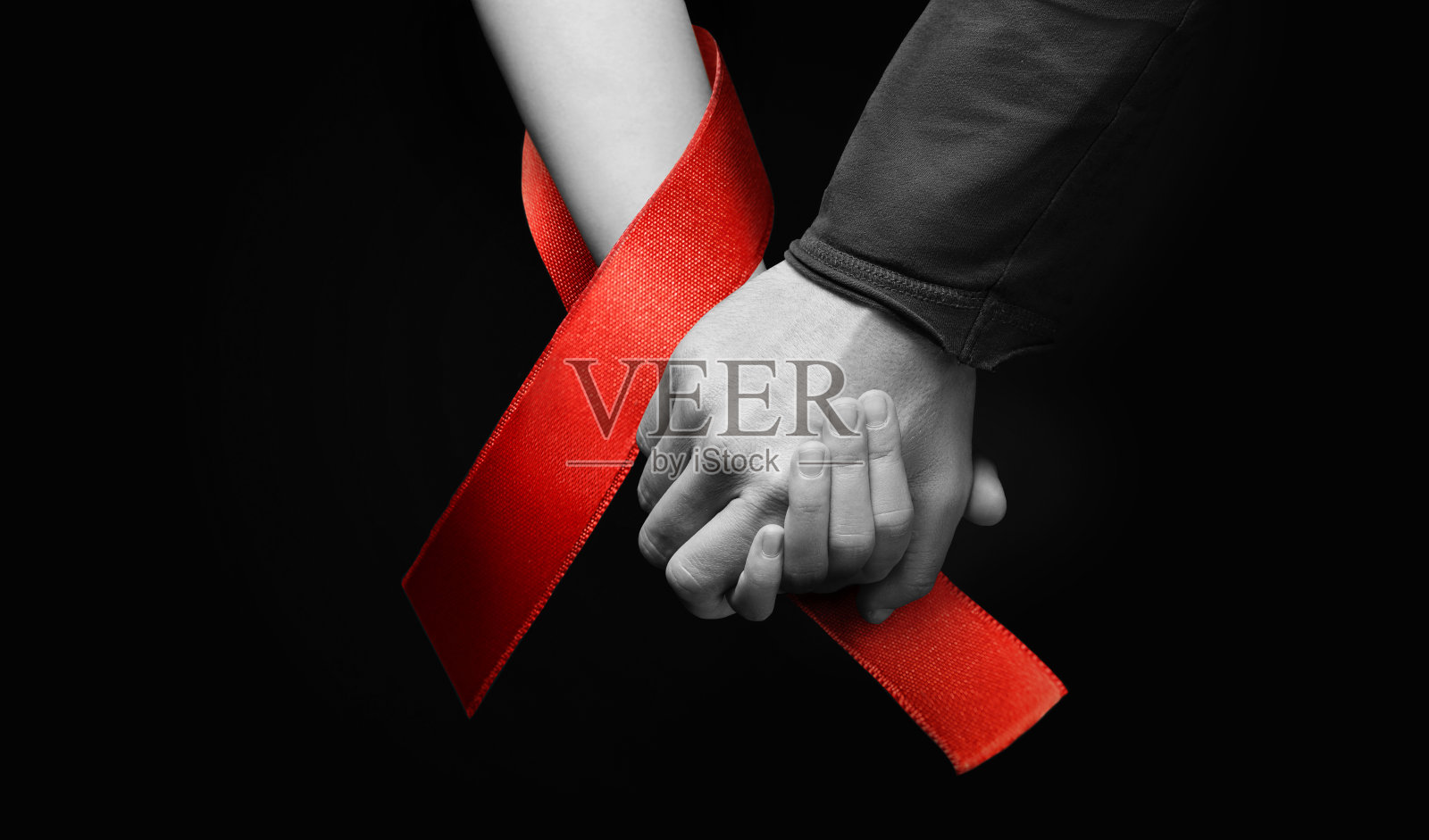 手与红丝带黑白图像照片摄影图片