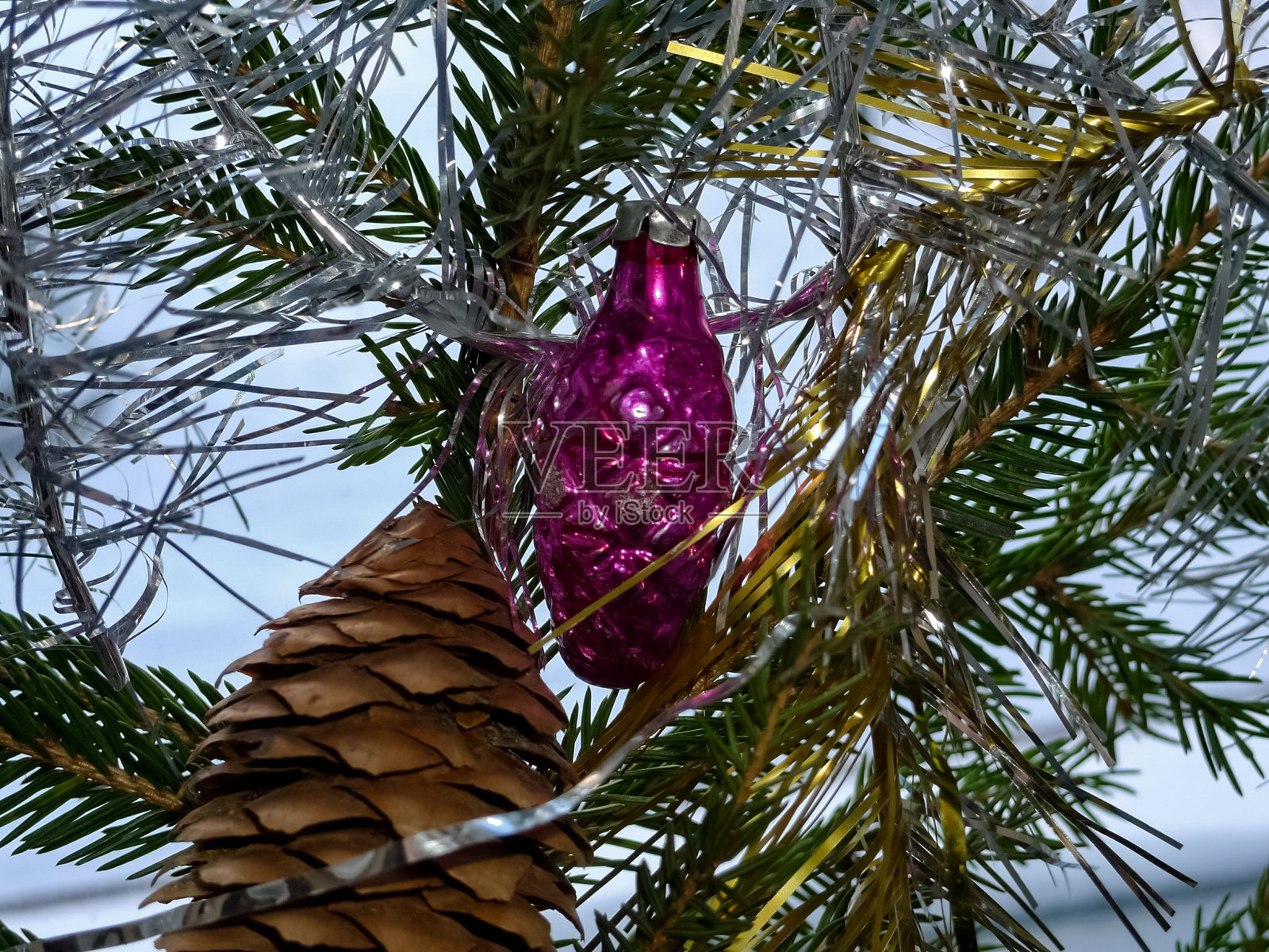 圣诞树，圣诞玩具。照片摄影图片