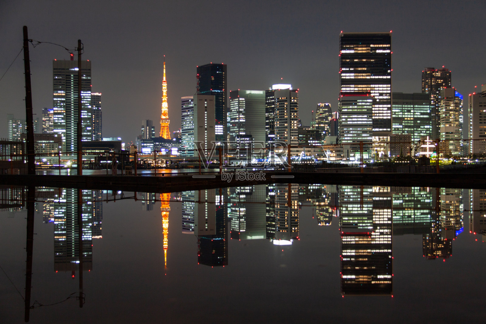 城市反射照片摄影图片