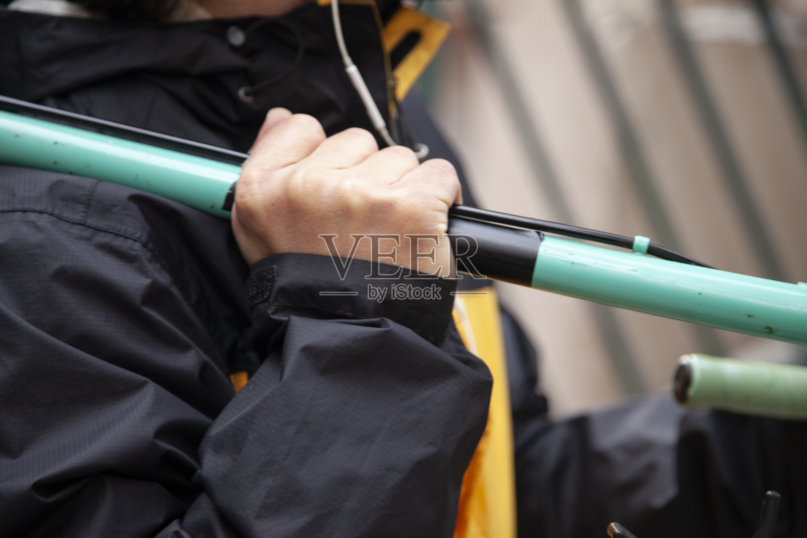 骑自行车和导航照片摄影图片