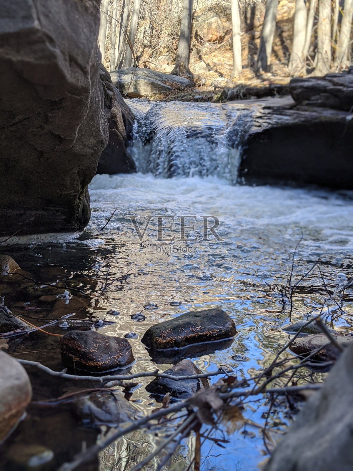 河白水迷你瀑布照片摄影图片