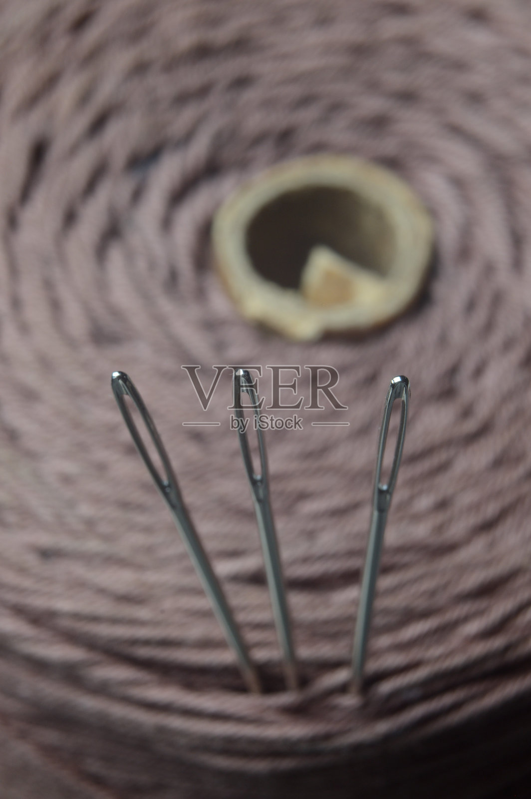 线，缝纫，背景，接近，针，针，宏观，裁缝，工艺，特写，刺绣，工具，缝纫，锋利，时尚，棉花，物体，金属，工作，抽象，手工，工业，爱好，自制，苗条，针线活照片摄影图片