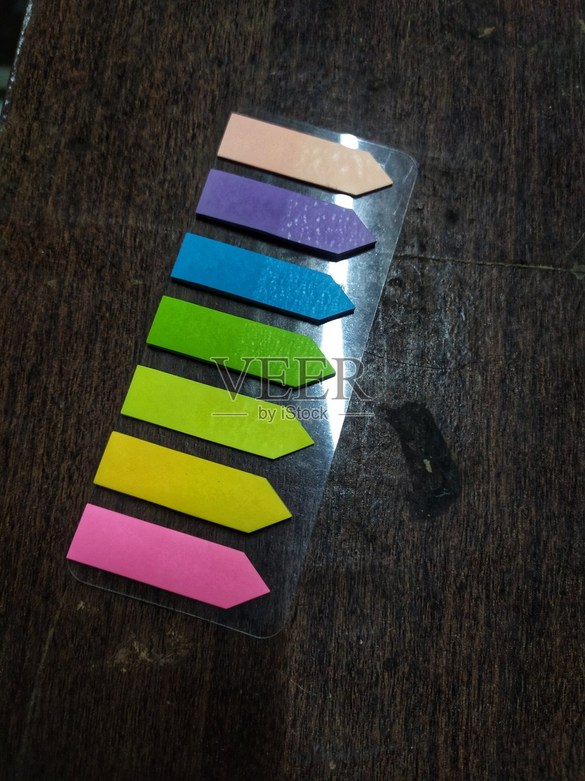 请注意标记粘照片摄影图片