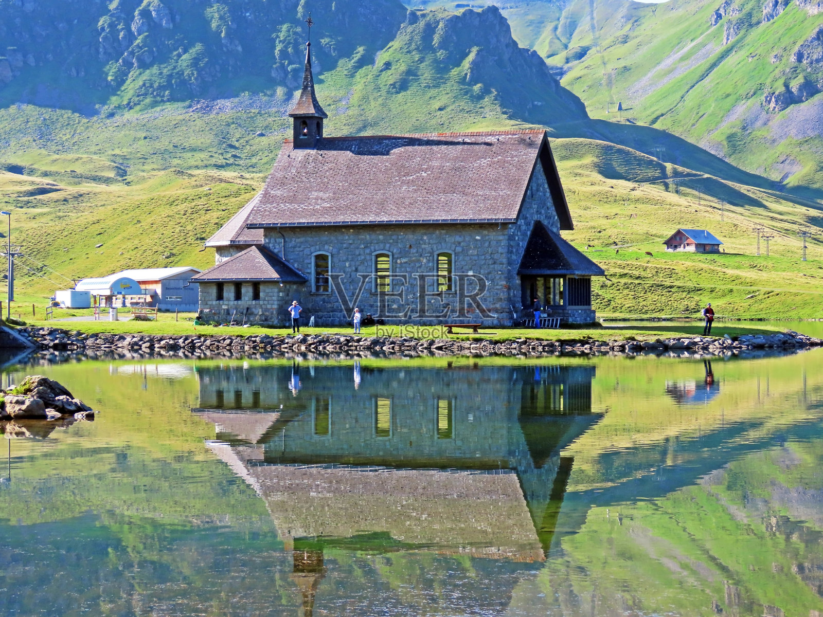 Melchsee Chapel、Melchsee Chapel、Frutt Chapel或Melchsee湖上的Chapel, Melchtal -瑞士奥瓦尔登州(瑞士奥瓦尔登州)照片摄影图片