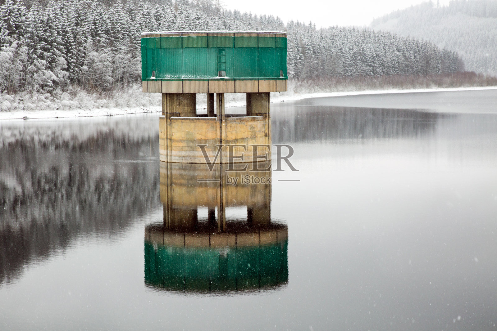 利希滕贝格大坝照片摄影图片