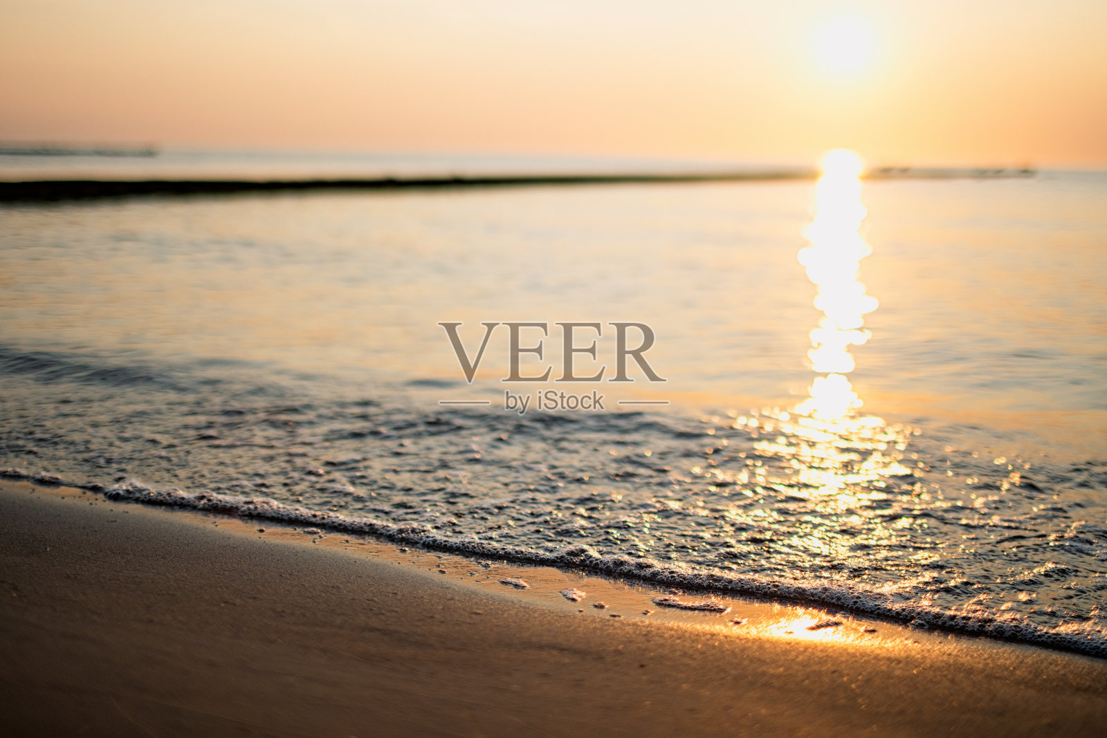 波罗的海海滩美丽的夜晚/隐藏之湖照片摄影图片