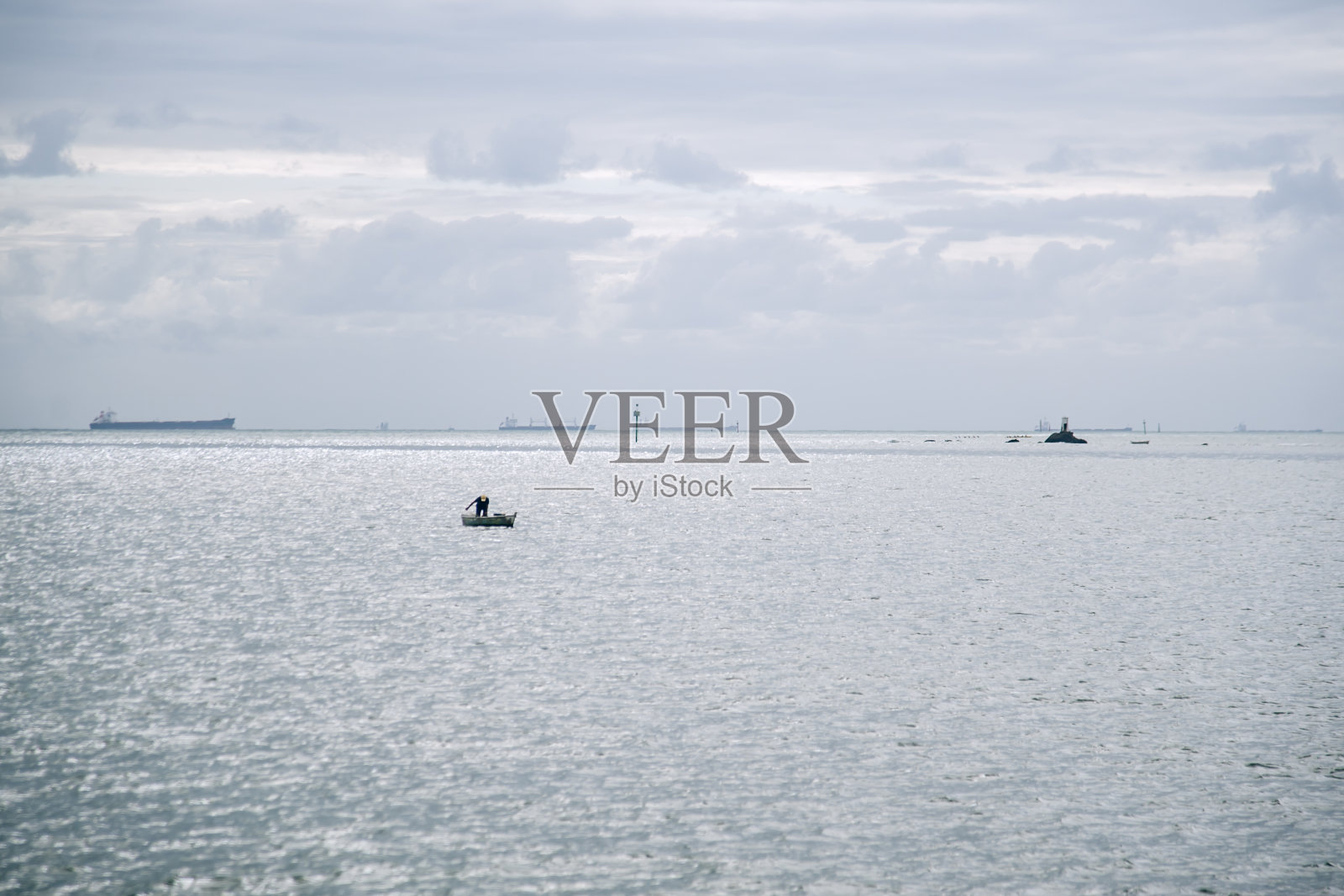 在圣埃斯皮里托首府维多利亚拍摄的海洋景观。巴西东南部。照片摄影图片