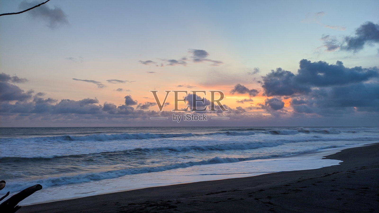 傍晚时分照片摄影图片