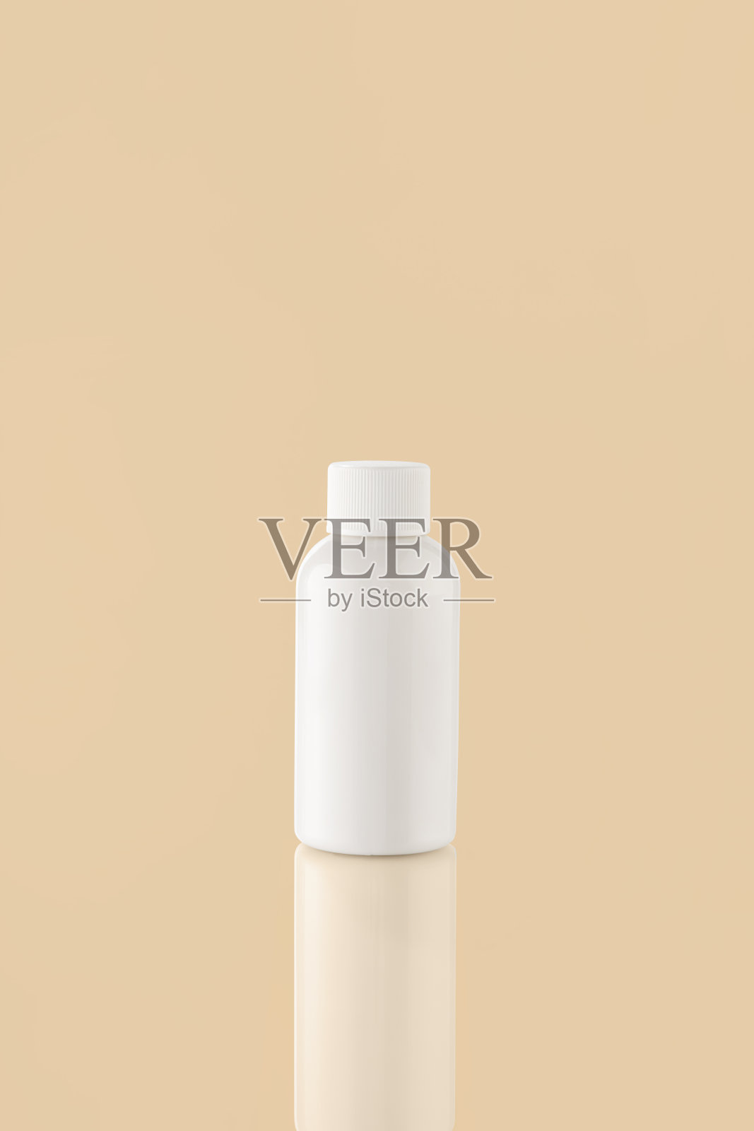 CBD丸塑料瓶照片摄影图片