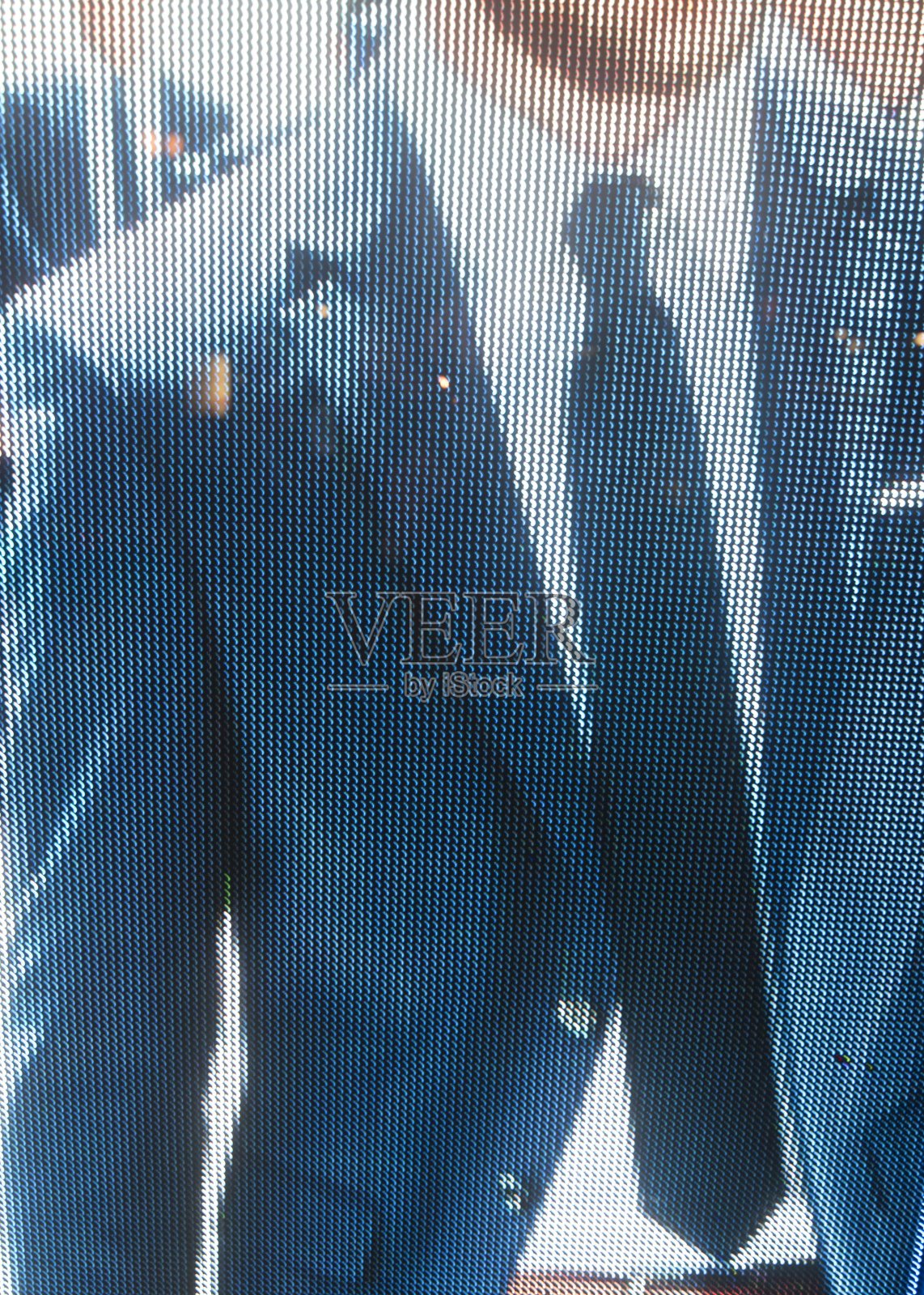 穿着西装的男人照片摄影图片