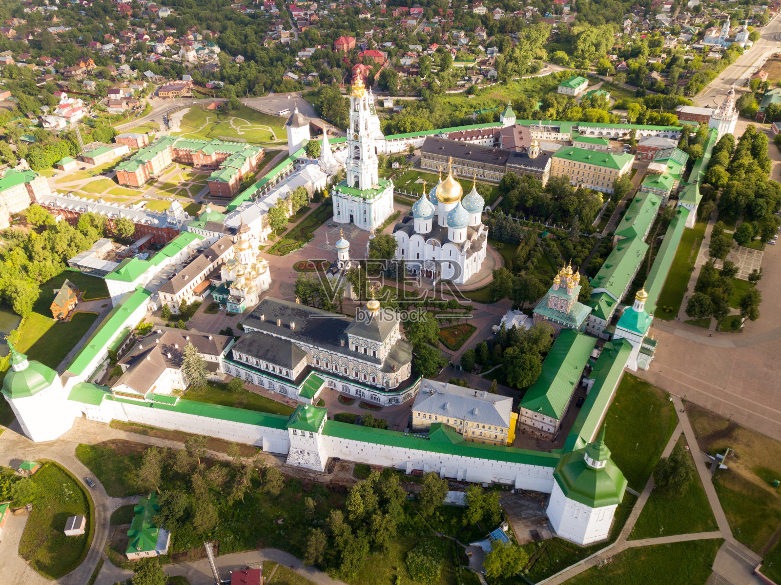 全景鸟瞰图三一- sergius Lavra在Sergiev Posad照片摄影图片