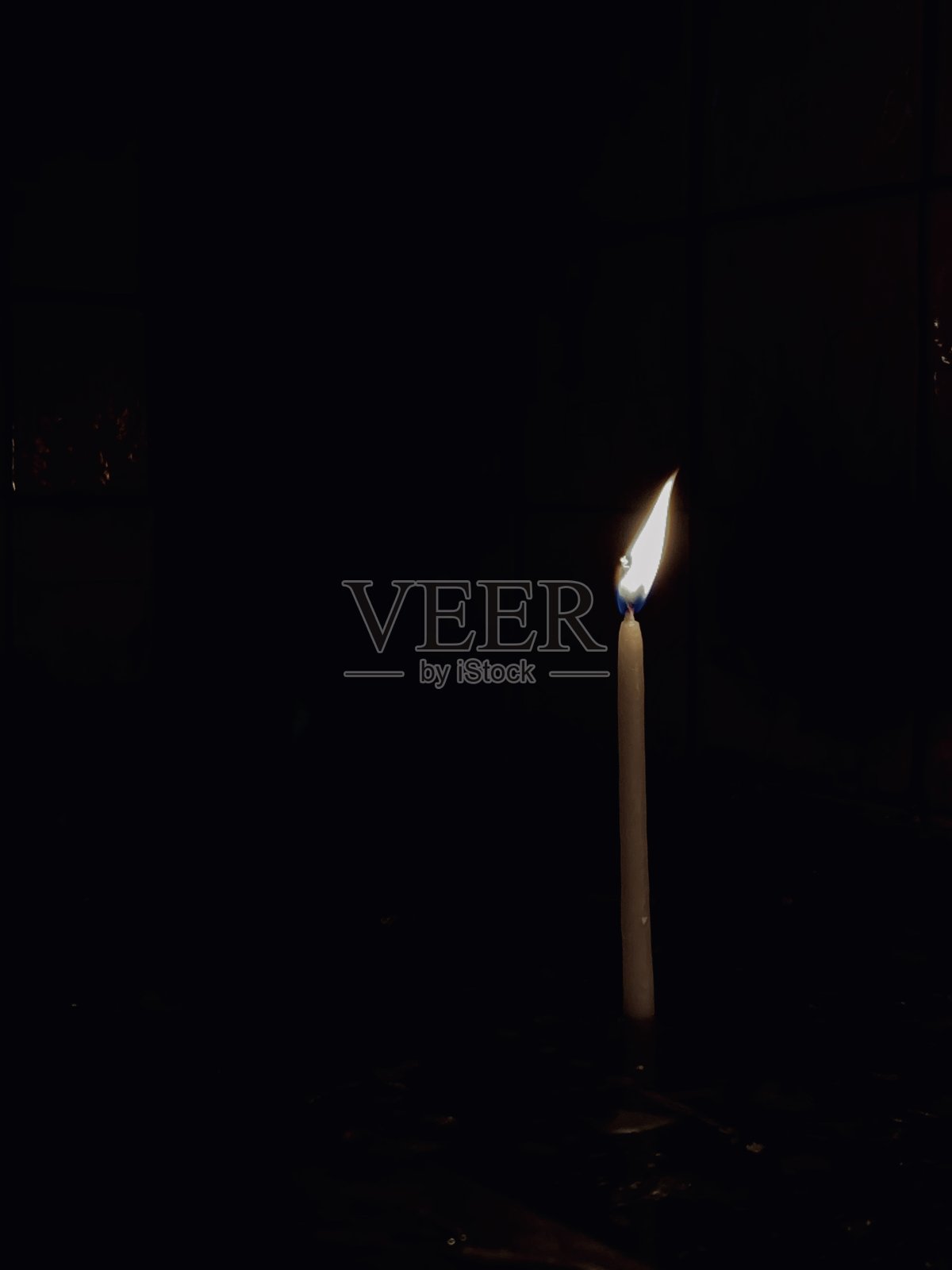 教堂里的蜡烛照片摄影图片