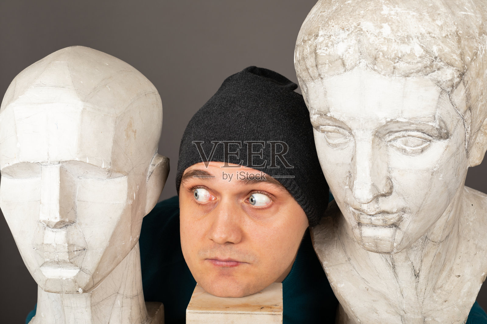 艺术家和石膏雕像照片摄影图片