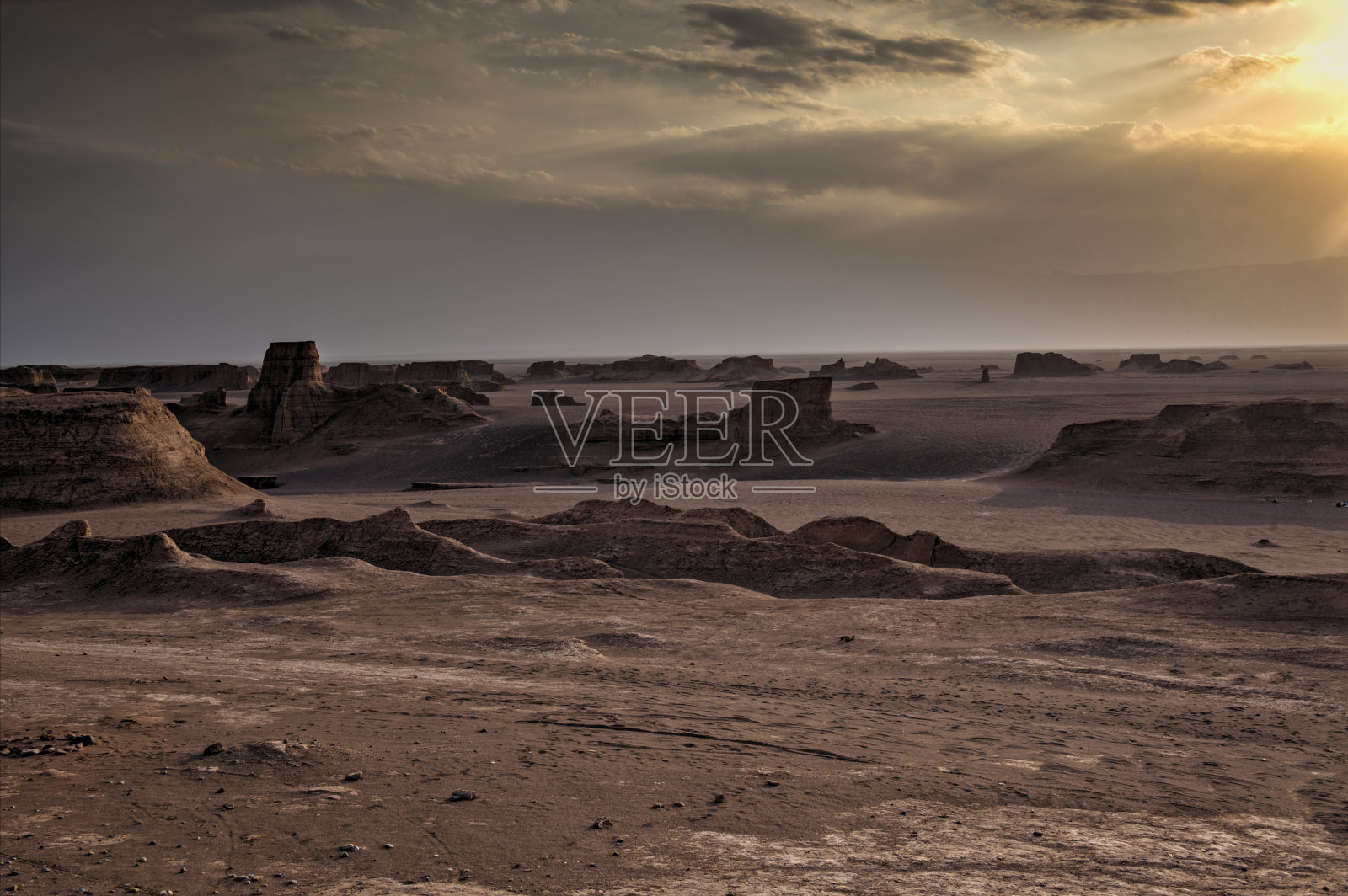 伊朗克尔曼卢特沙漠峡谷照片摄影图片