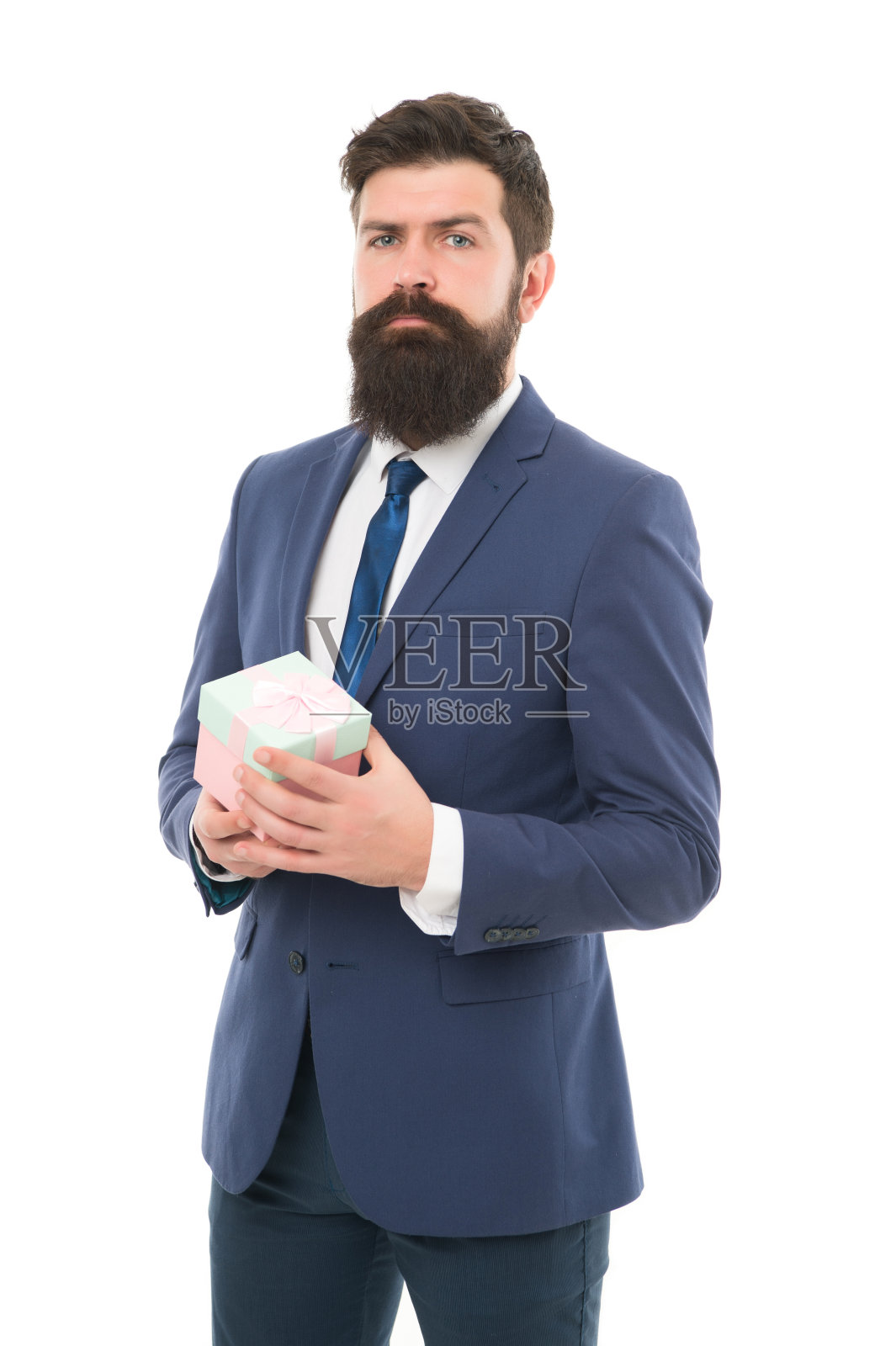 生日快乐购物。大胡子男人拿着情人节礼物。节礼日。快递公司的业务。西装革履的商人在派对上。成功和回报。生日礼物盒子。为生日派对做好准备照片摄影图片