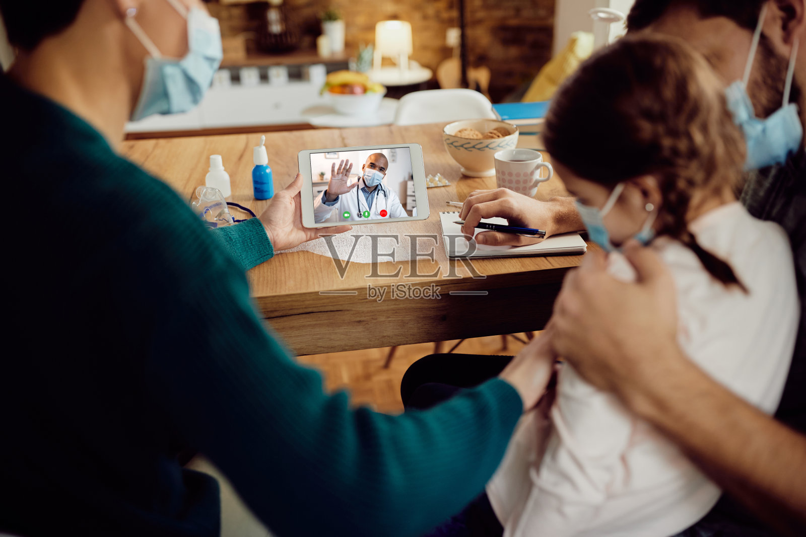 你好，今天感觉怎么样?照片摄影图片