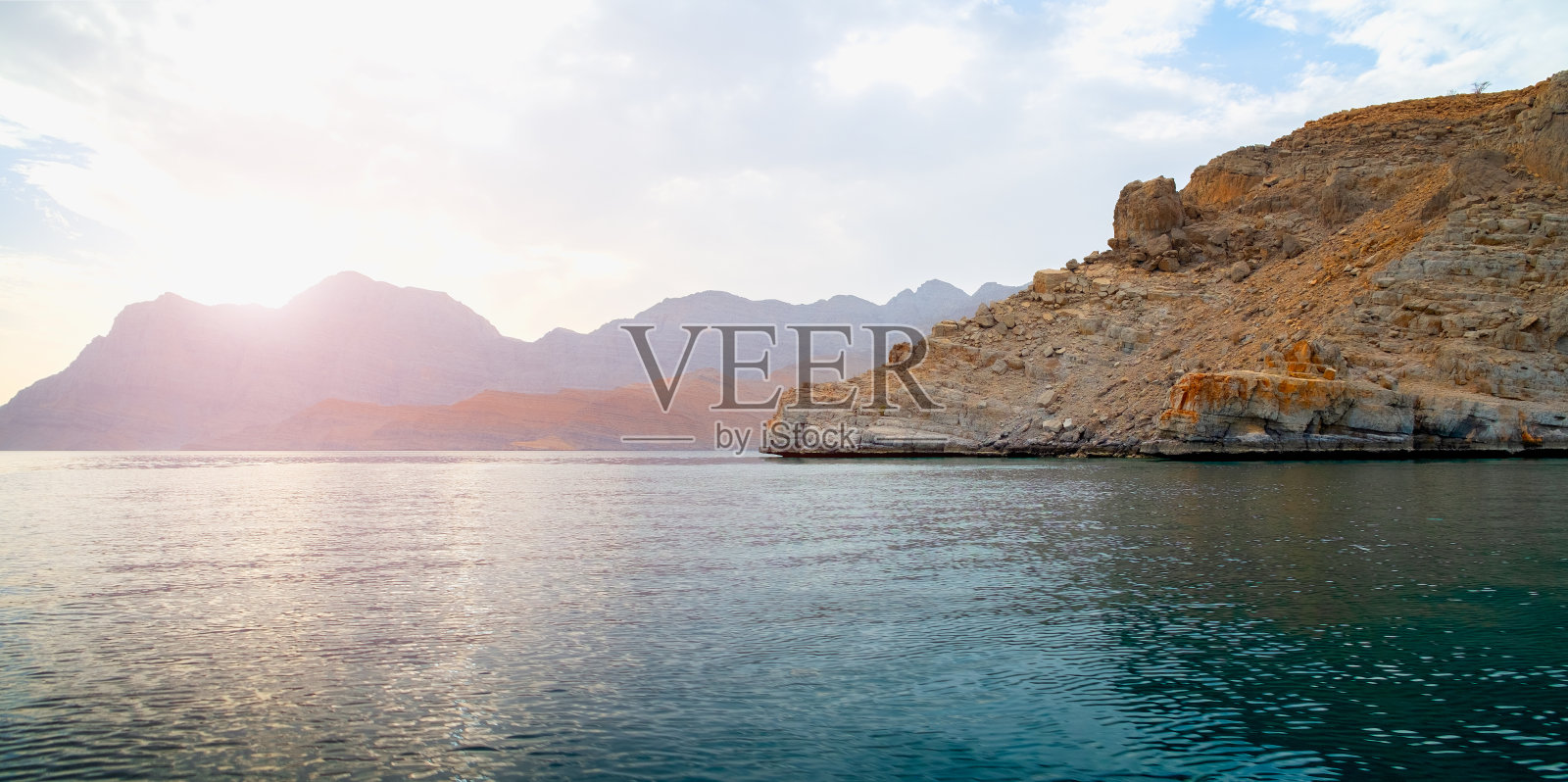 阿曼山脉峡湾热带海洋景观照片摄影图片