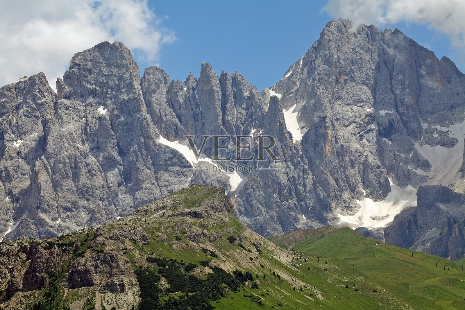 帕拉群位于意大利东北部的多洛米特山脉照片摄影图片