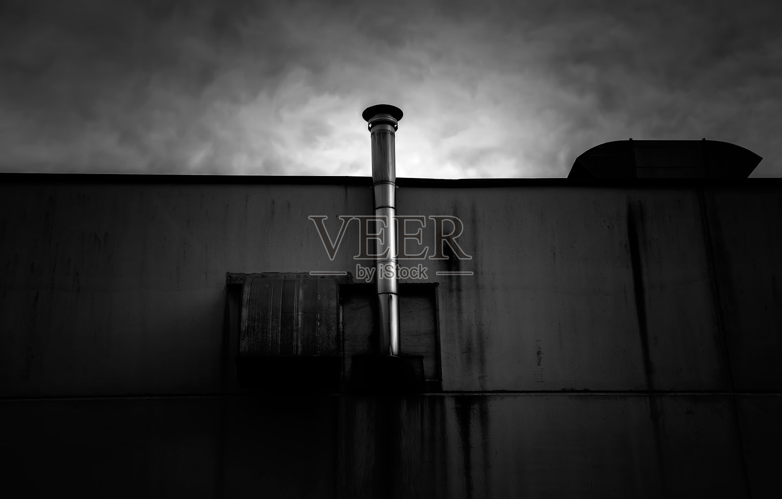 工业烟囱排烟口照片摄影图片