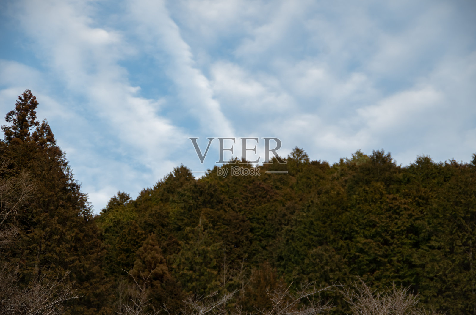 有蓝天的山脉照片摄影图片