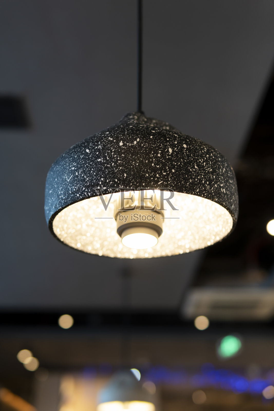 餐厅吊灯的特写照片摄影图片