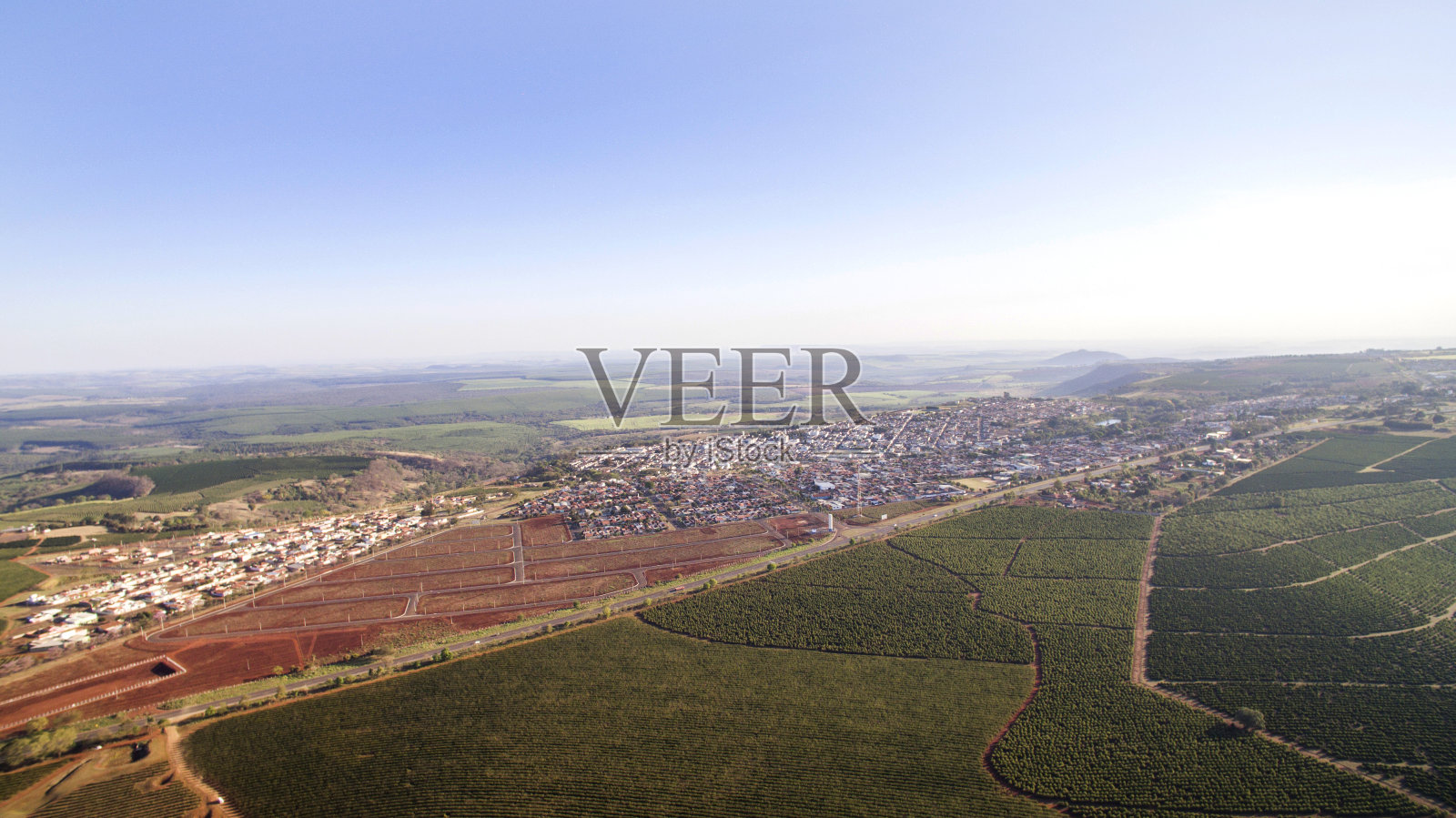 鸟瞰图咖啡种植园在米纳斯吉拉斯州-巴西照片摄影图片