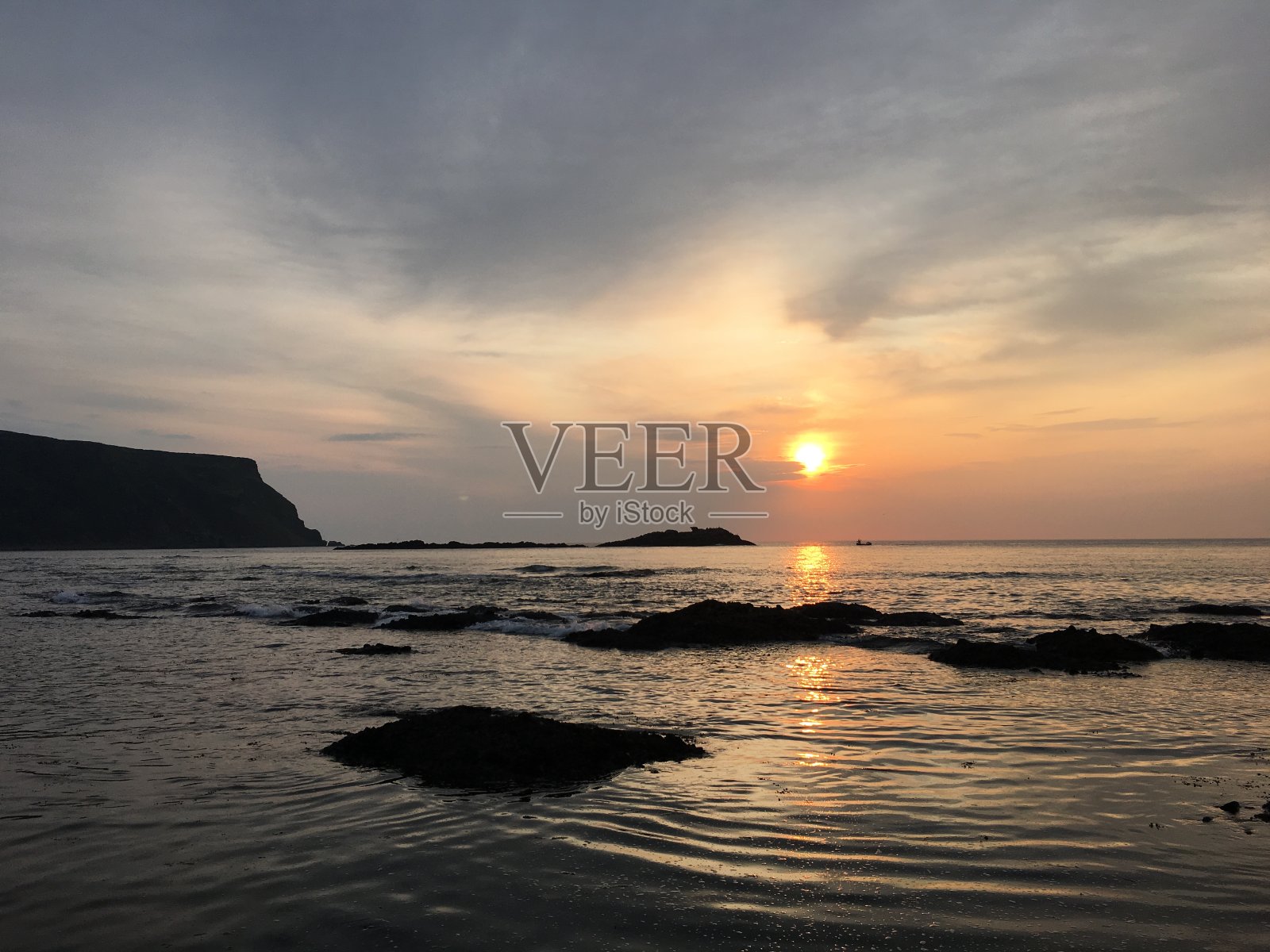 苏格兰加梅里湾的日落照片摄影图片