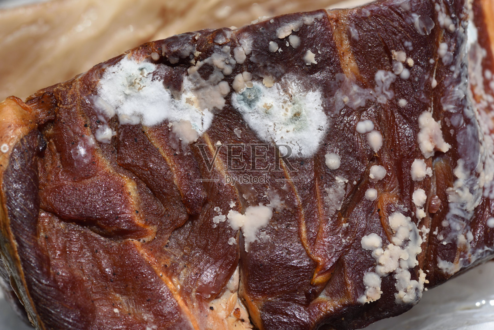 腐烂的熏肉照片摄影图片