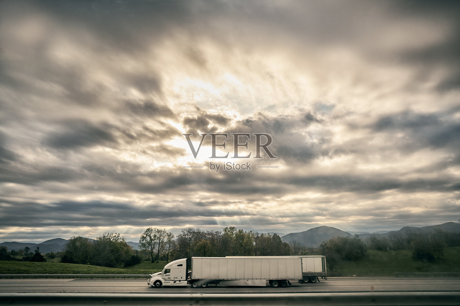 保持Truckin美国照片摄影图片