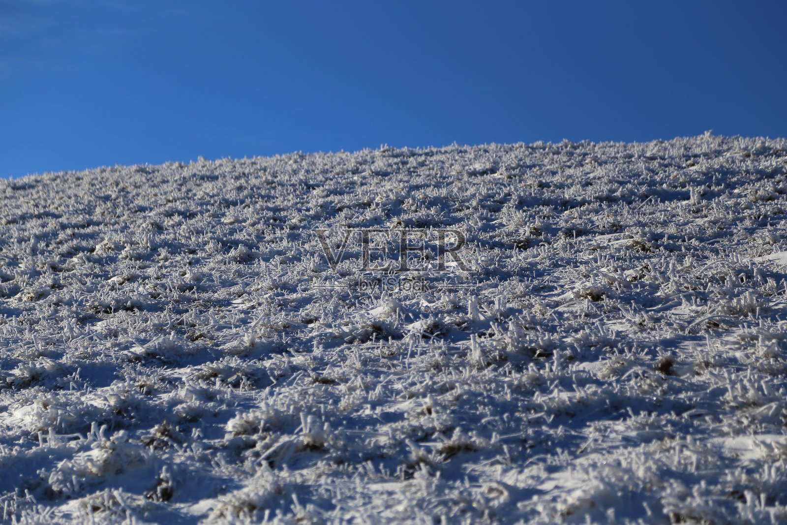 Pratomagno山顶上的雪照片摄影图片