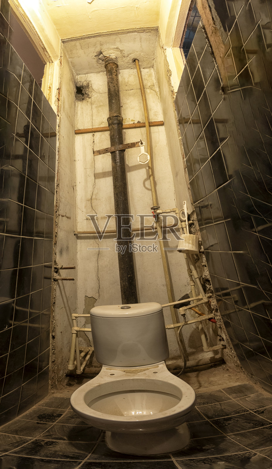 家居装修-旧公寓装修期间。俄罗斯。照片摄影图片