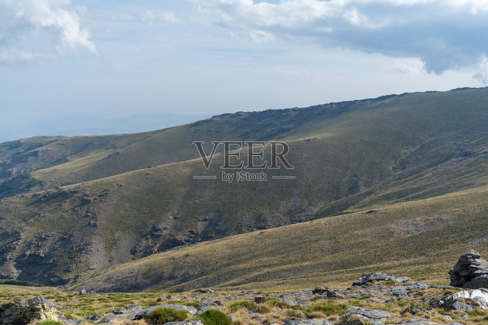 内华达山脉的多山景观照片摄影图片