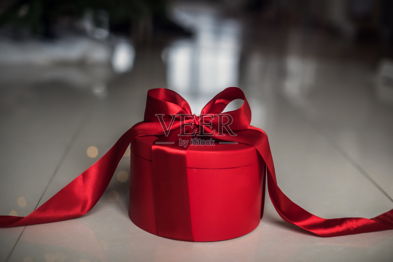 形象豪华的新年礼物。照片摄影图片