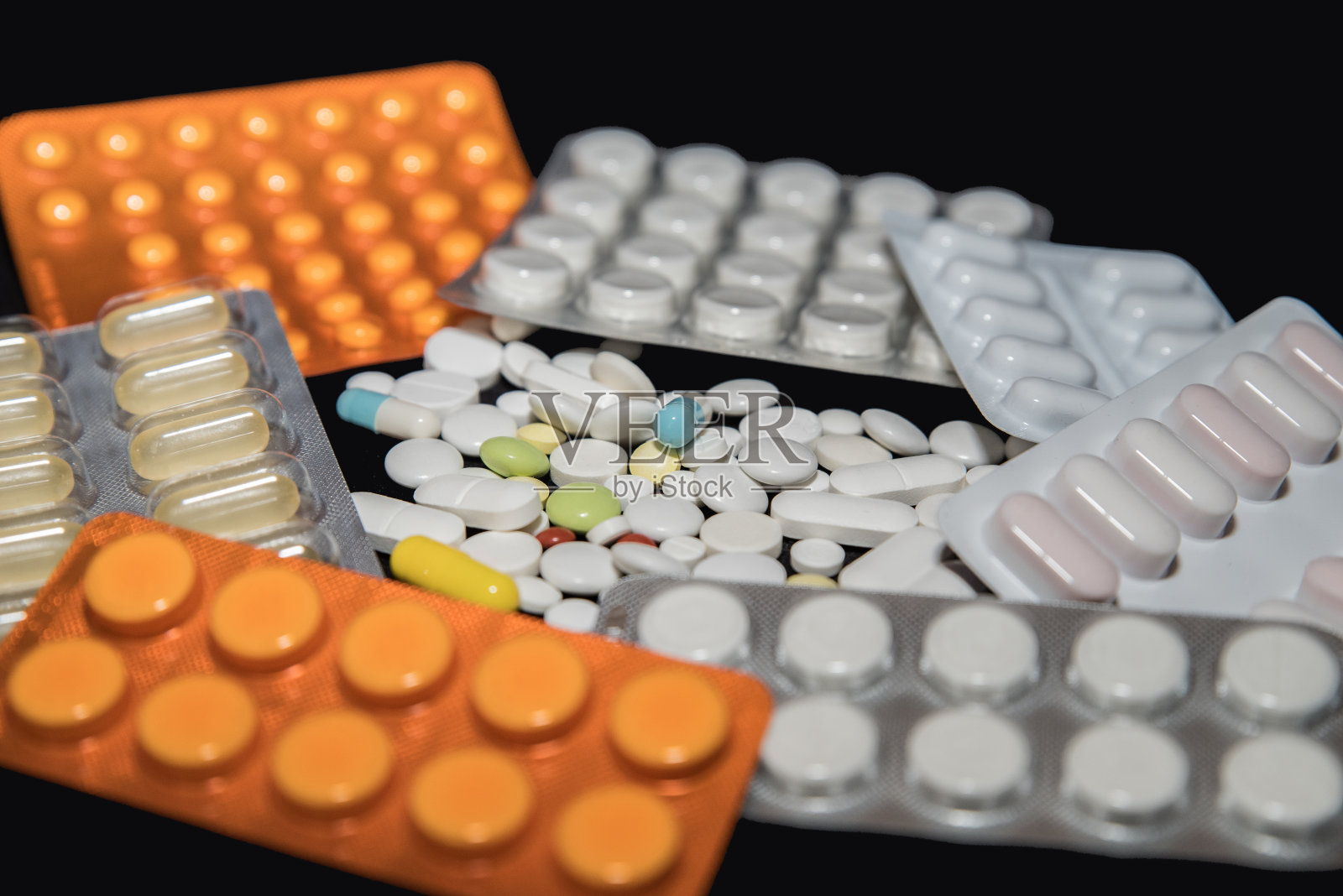 水泡和药片照片摄影图片